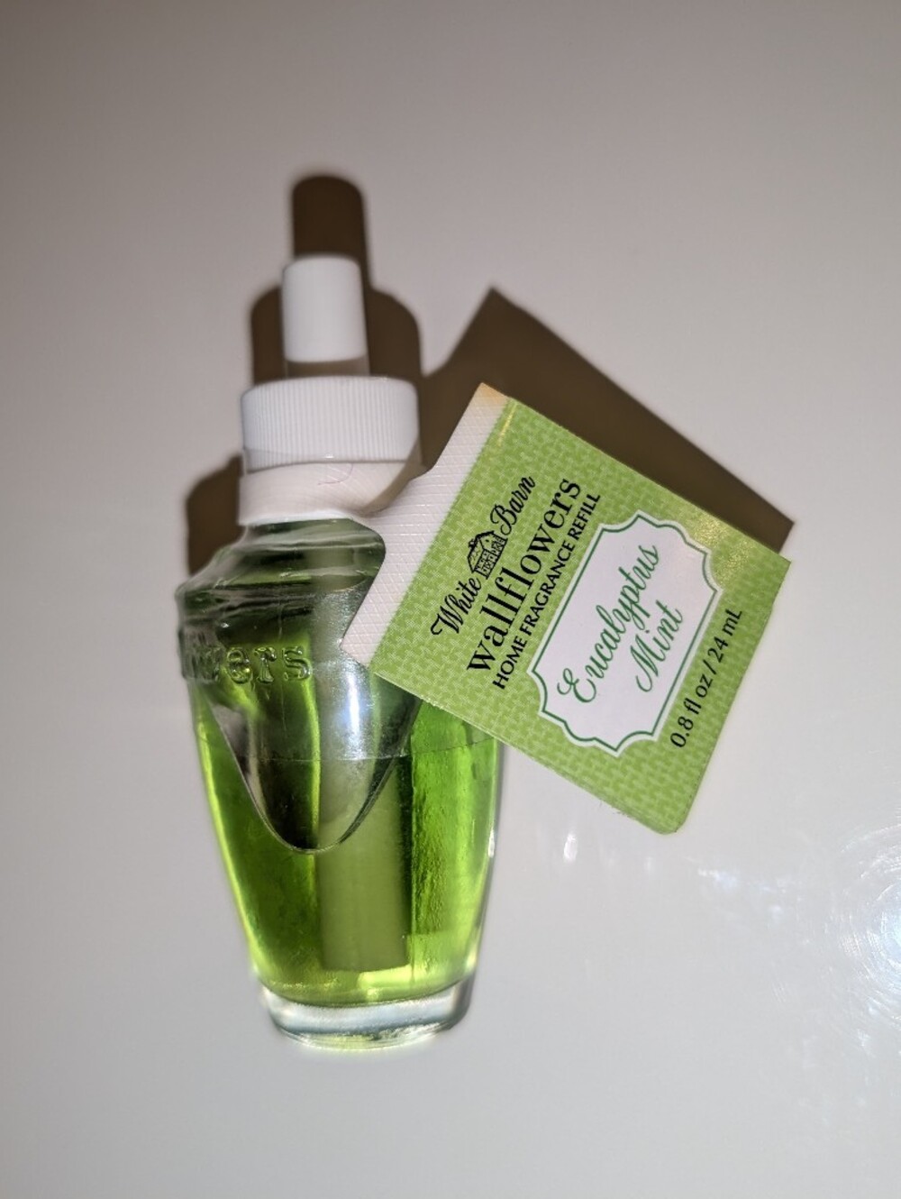 White Barn Eucalyptus Mint Wallflowers Refill - Green